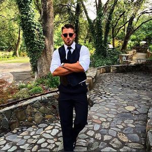 Meet your Posher, Gregory